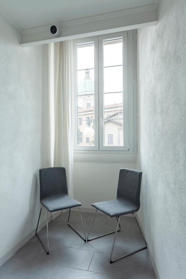 A Central Quiet Sunny Studio In Verbania Exterior foto